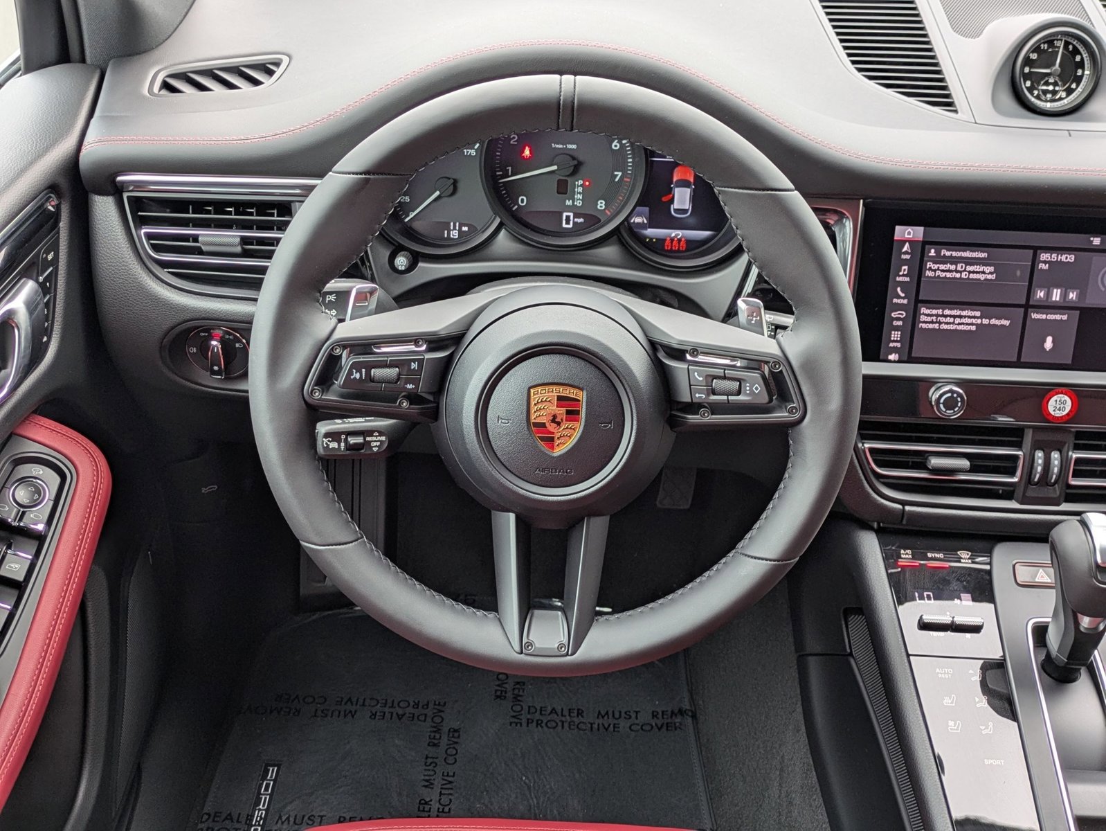 New 2026 Porsche Macan image 15