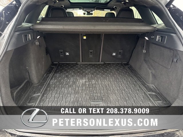 Used 2020 Jaguar F-PACE SVR image 20