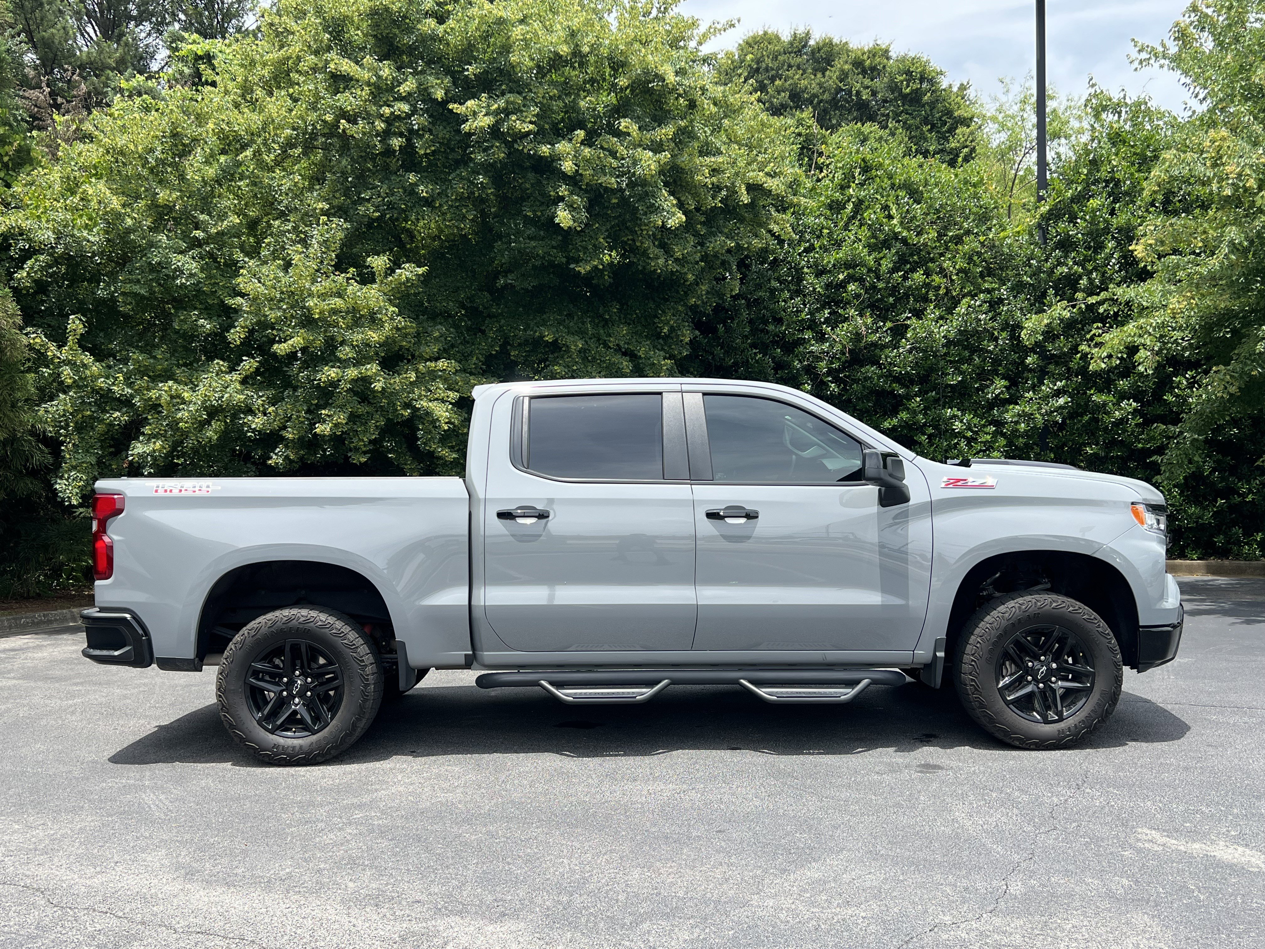 Used 2024 Chevrolet Silverado 1500 LT Trail Boss w/ Convenience Package II AWD/4WD image 10