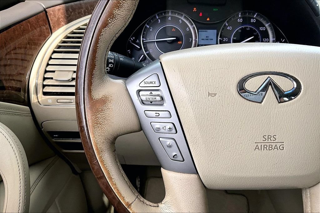 Used 2016 INFINITI QX80 2WD w/ Driver's Assistance Package image 28