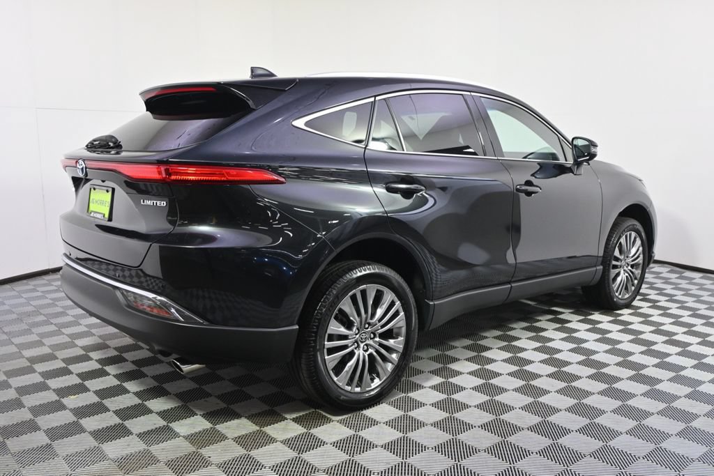 Used 2023 Toyota Venza Limited AWD/4WD image 7