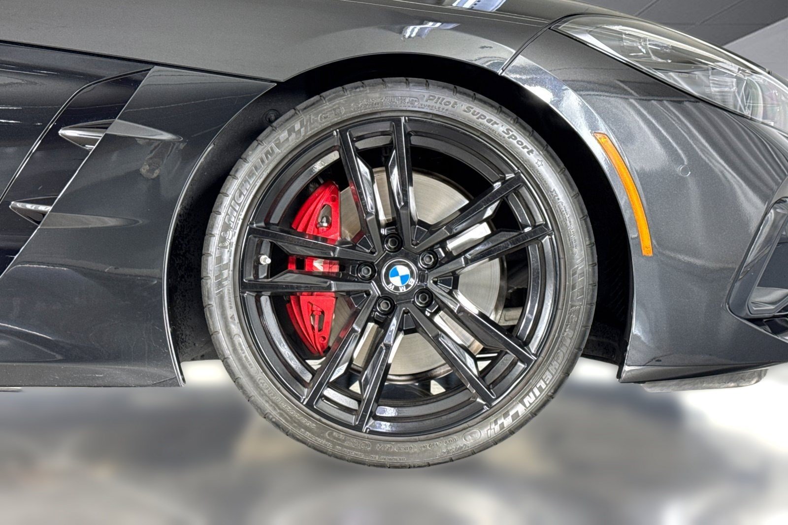 Used 2025 BMW Z4 M40i w/ Premium Package RWD image 12