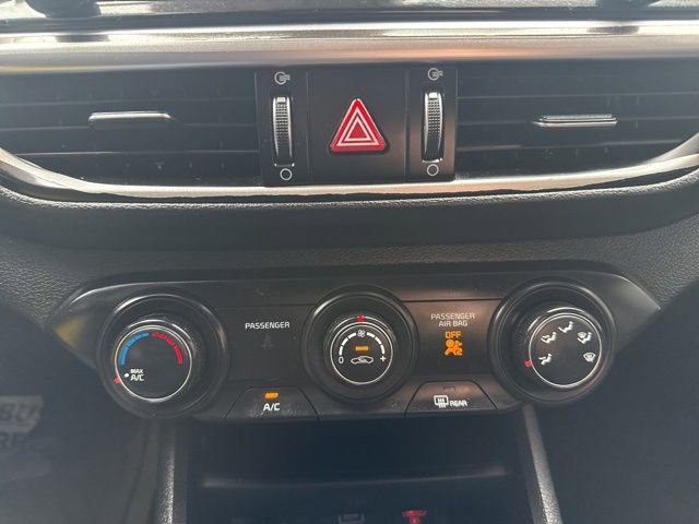 Used 2024 Kia Forte LXS w/ LXS Technology Package FWD image 27
