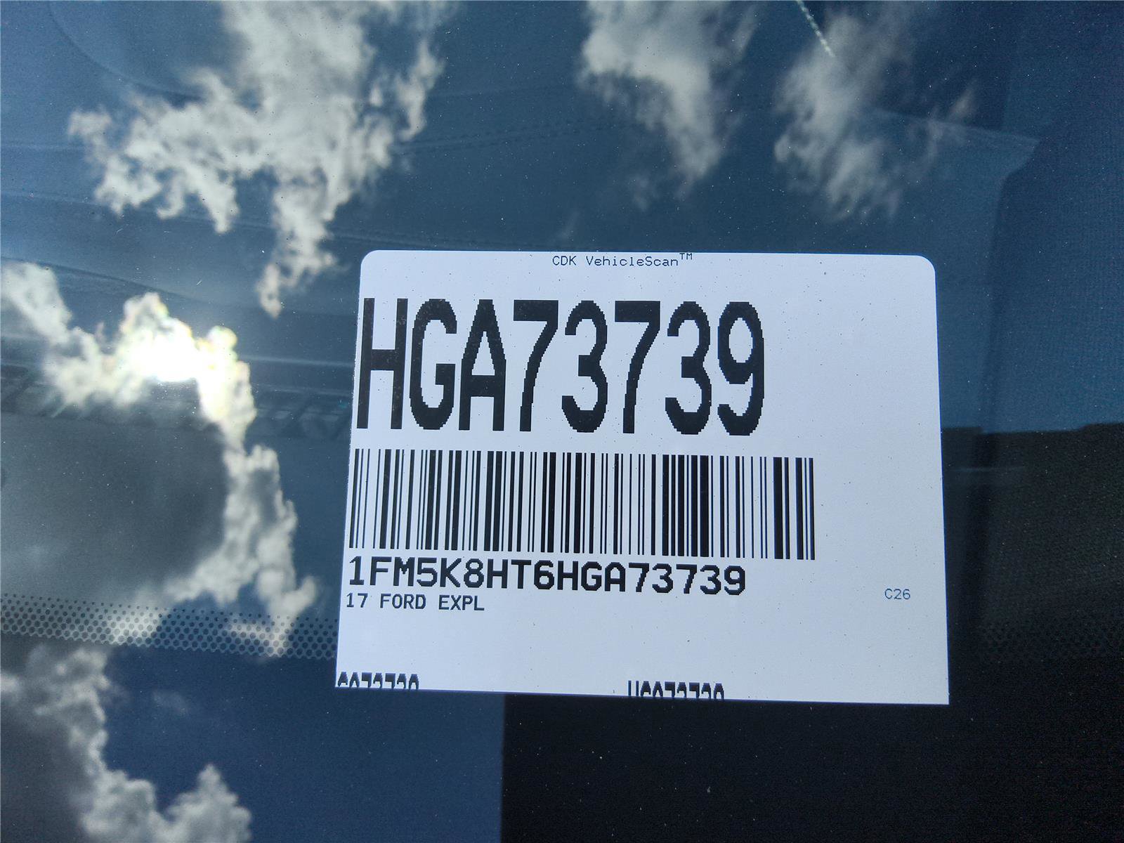 Used 2017 Ford Explorer Platinum image 10