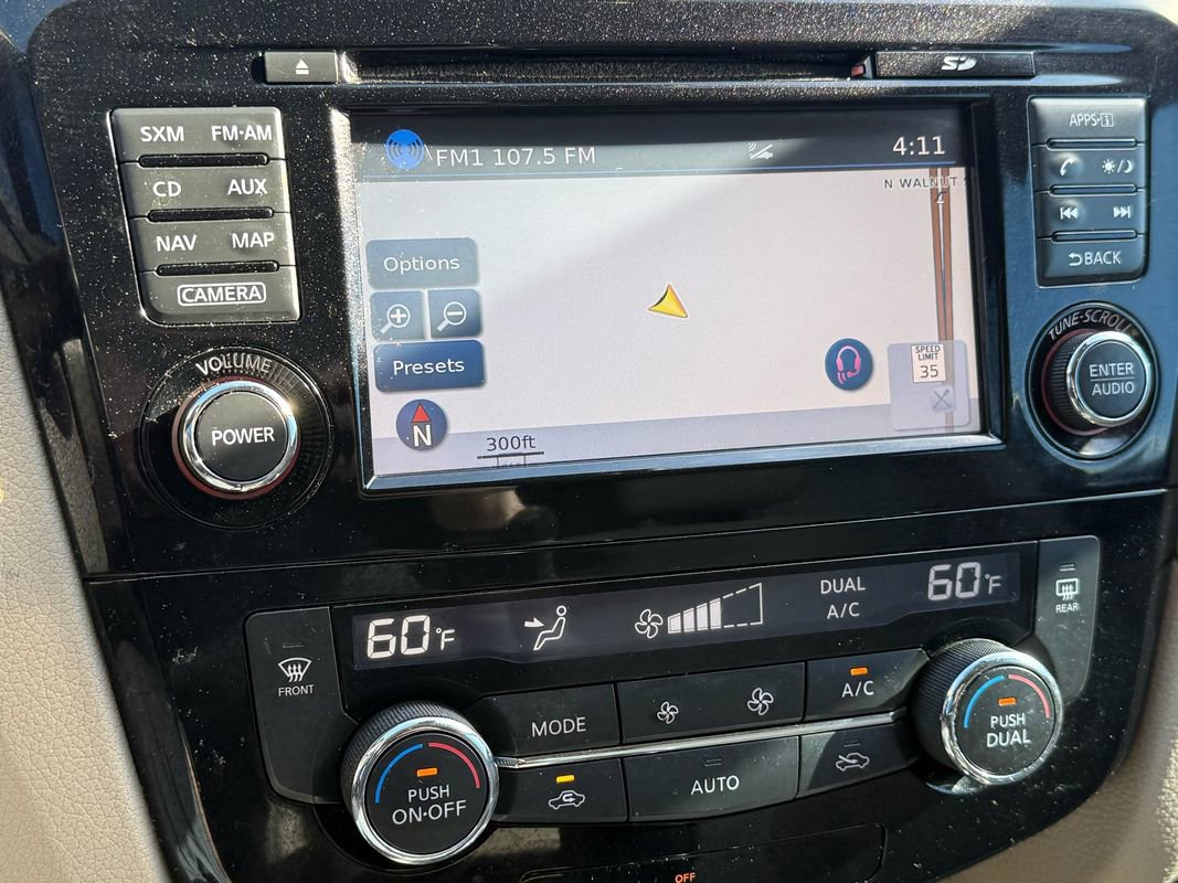 Used 2017 Nissan Rogue SL w/ SL Premium Package image 14