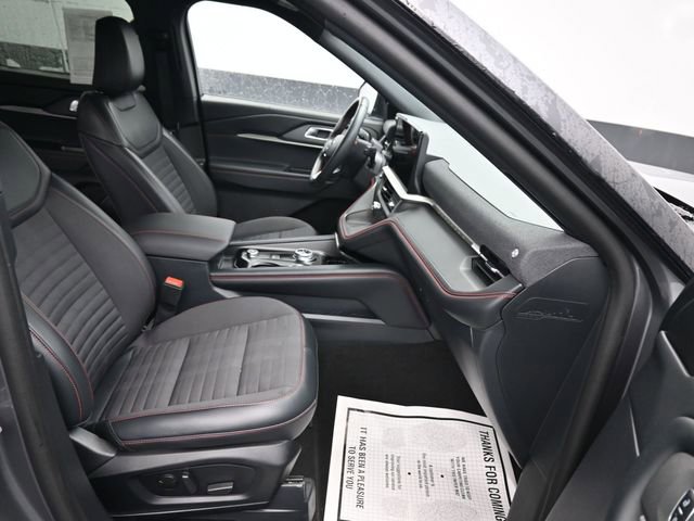 Used 2025 Ford Explorer ST-Line AWD/4WD image 10