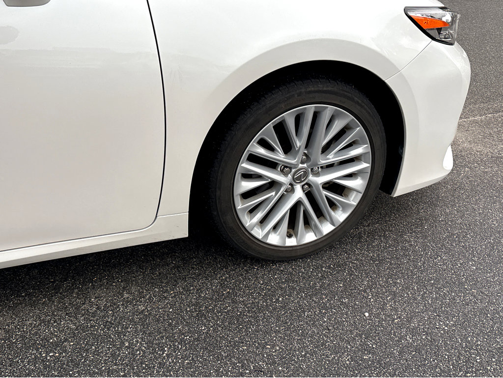 Used 2018 Lexus ES 350 image 33