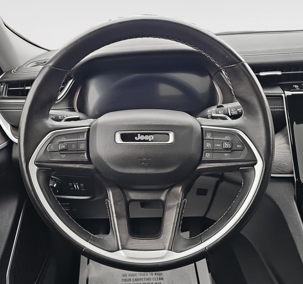 Used 2022 Jeep Grand Cherokee L Limited image 19