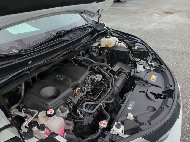 Used 2023 Toyota Sienna XSE image 34