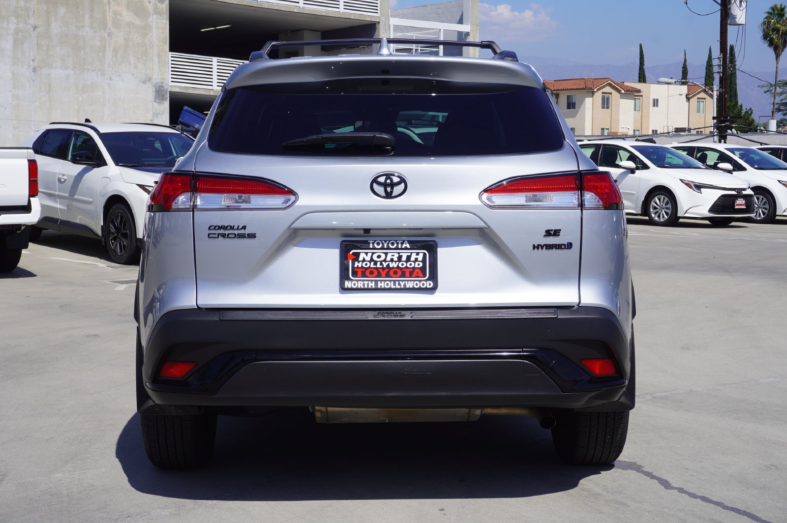 Certified 2024 Toyota Corolla Cross AWD Hybrid w/ Moonroof Package image 6