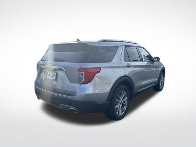 Used 2023 Ford Explorer Limited AWD/4WD image 6