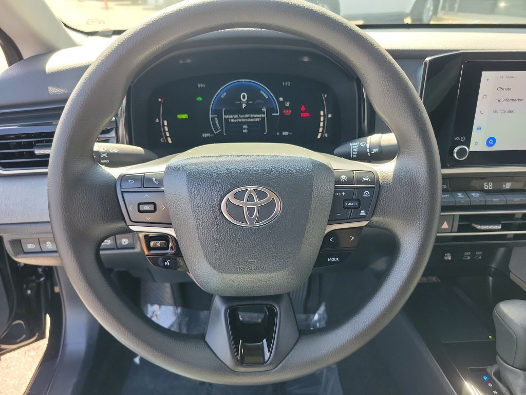 Used 2025 Toyota Camry LE w/ Convenience Package FWD image 24