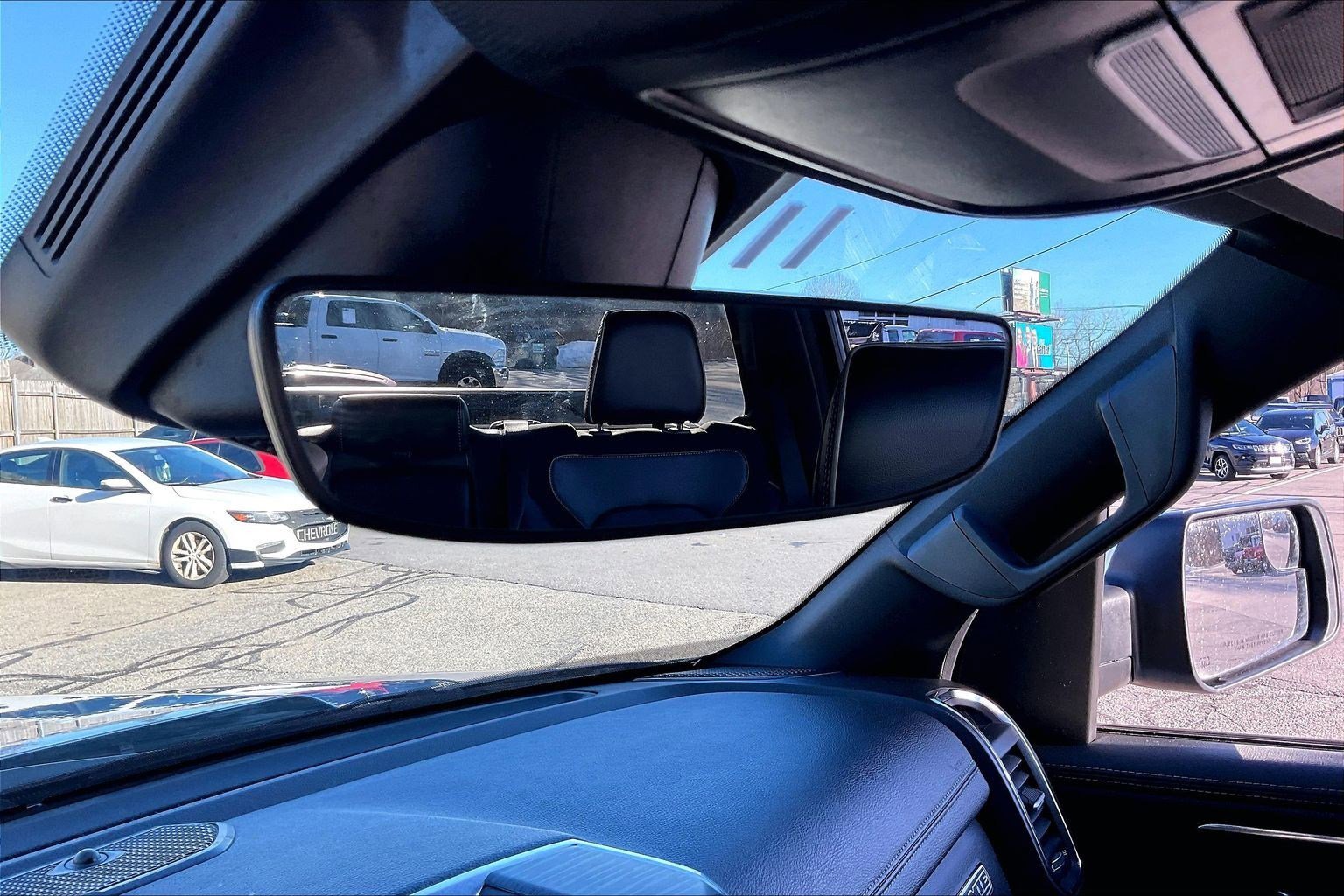 Certified 2024 RAM 1500 Laramie image 33