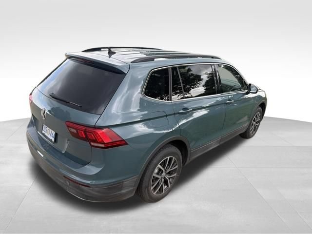 Used 2019 Volkswagen Tiguan SE FWD image 3