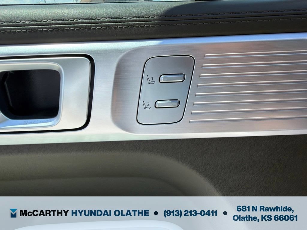 Certified 2025 Hyundai Santa Fe Calligraphy AWD/4WD image 33