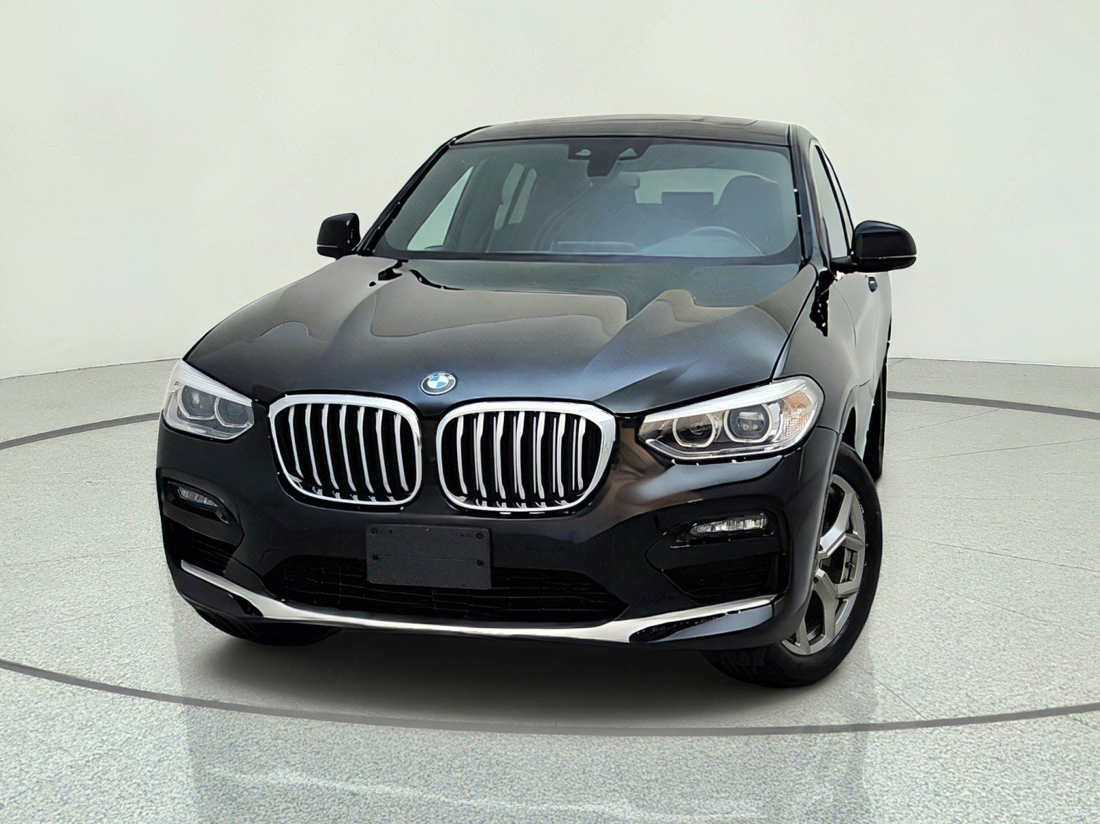 Used 2020 BMW X4 xDrive30i w/ Premium Package AWD/4WD image 2