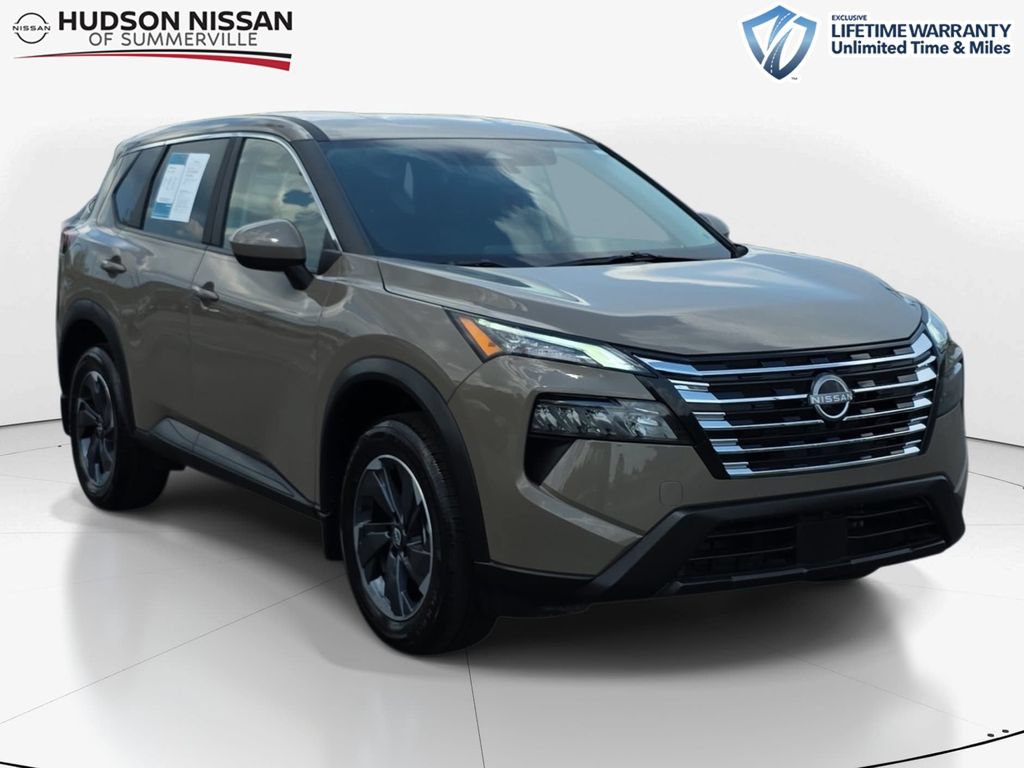 Used 2025 Nissan Rogue SV FWD image 1