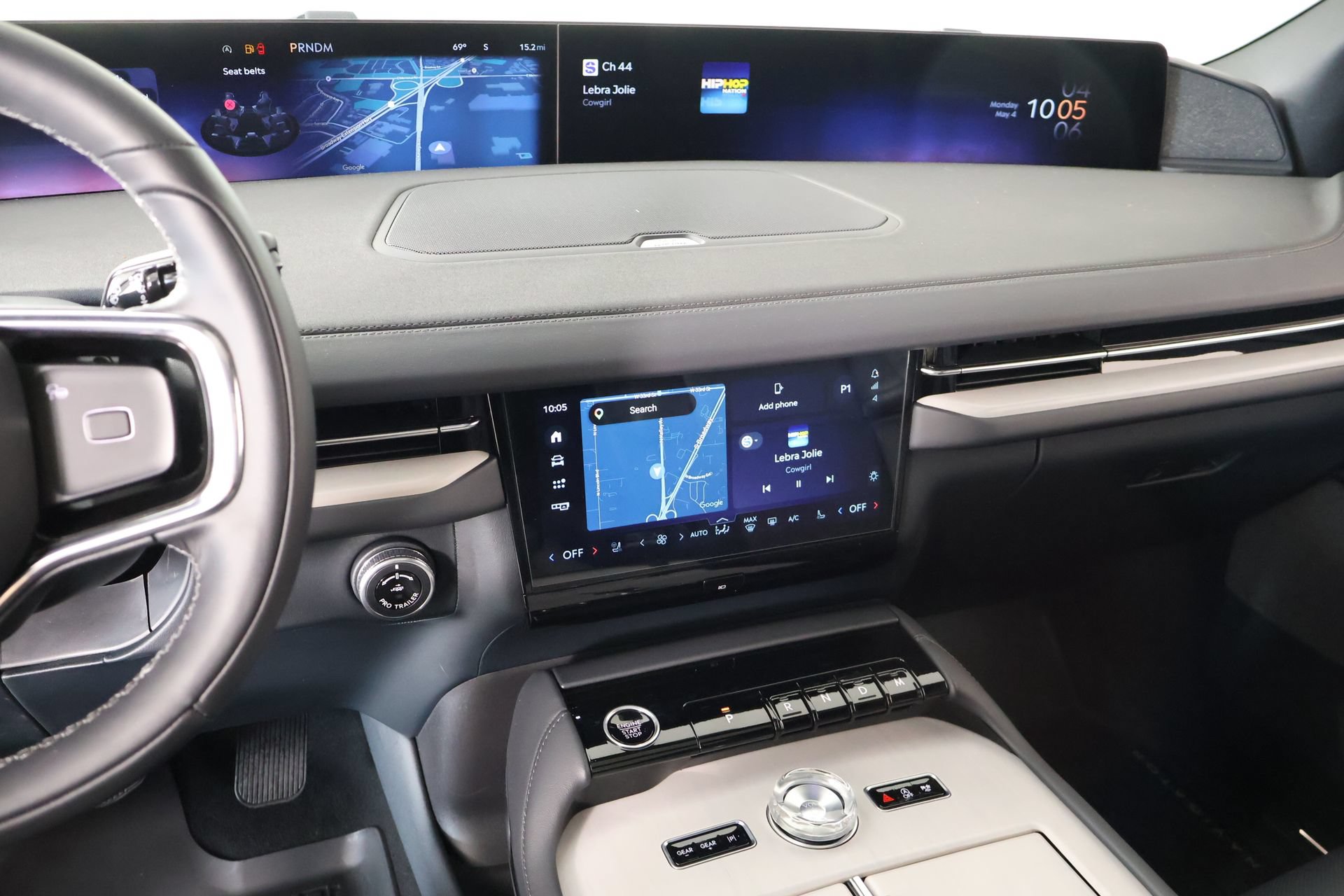 New 2025 Lincoln Navigator Reserve w/ Jet Appearance Package AWD/4WD image 5