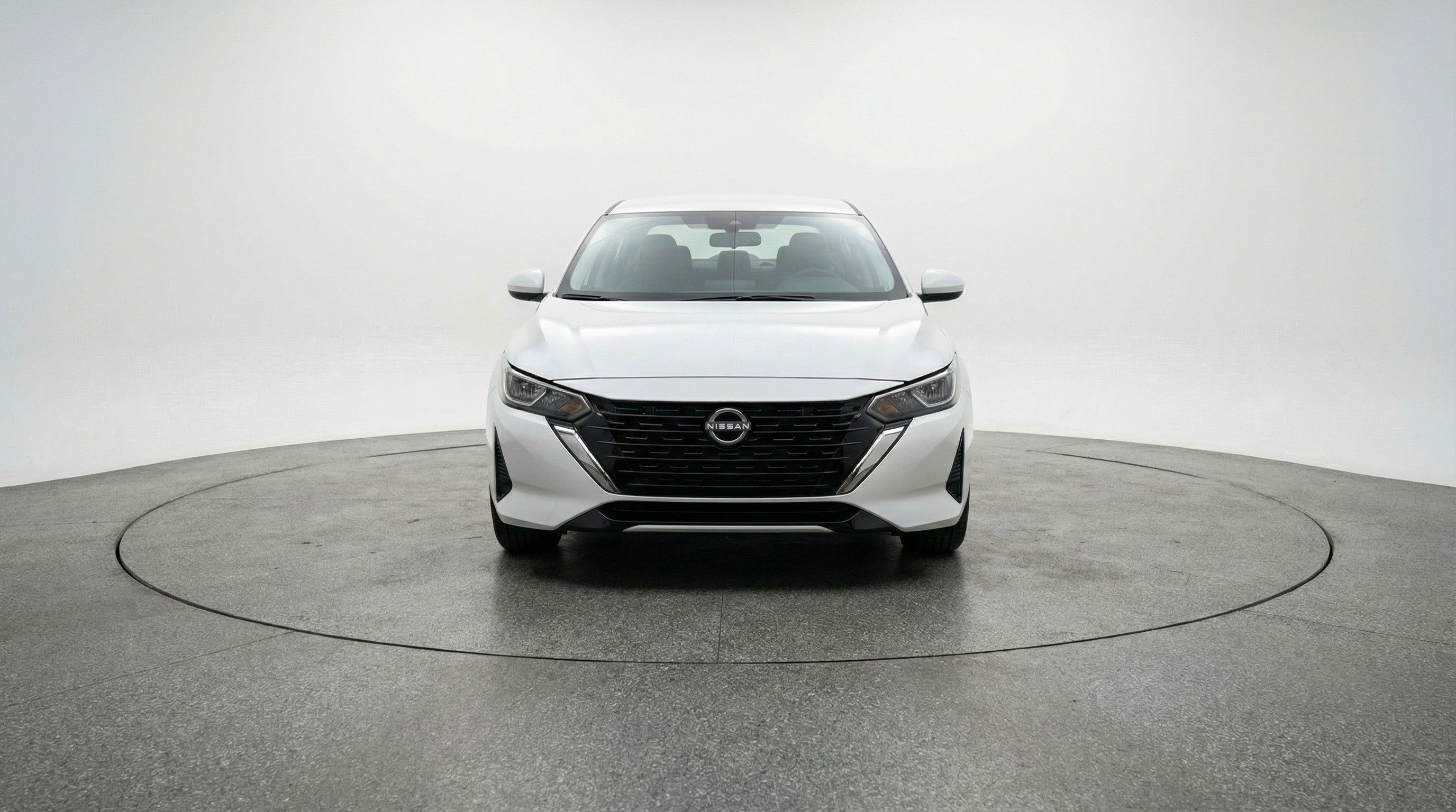 Used 2025 Nissan Sentra S image 2