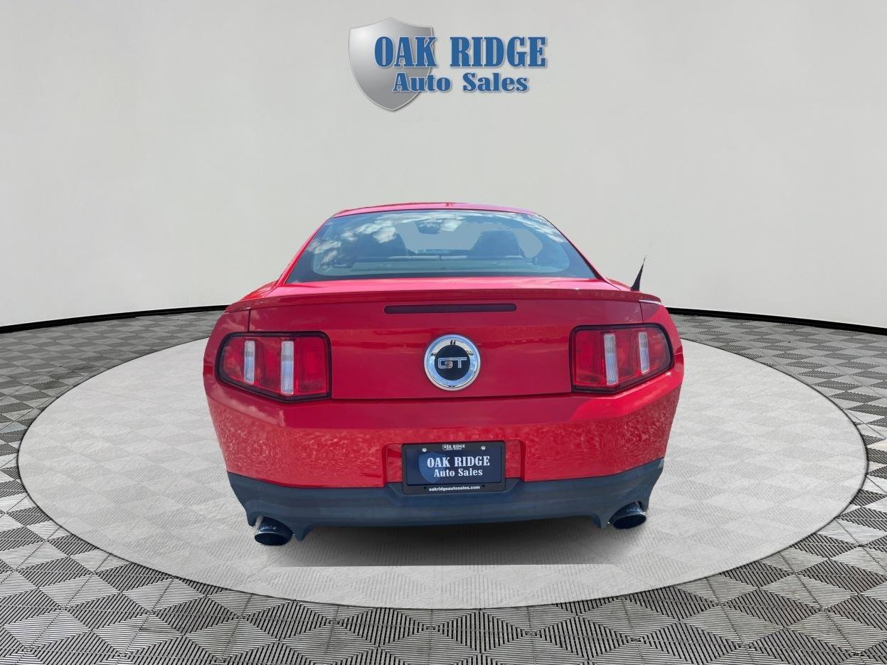 Used 2011 Ford Mustang GT RWD image 6