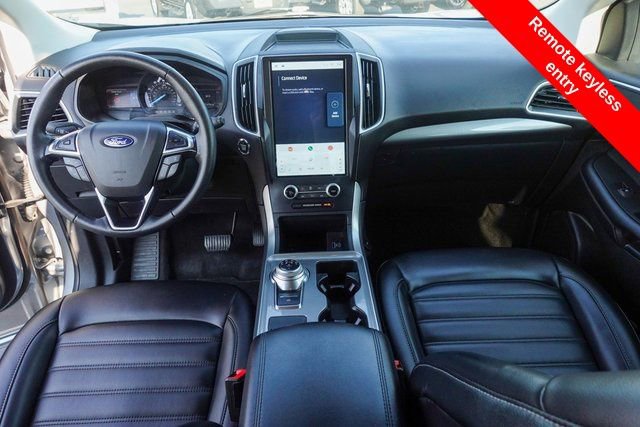 Used 2024 Ford Edge SEL image 4