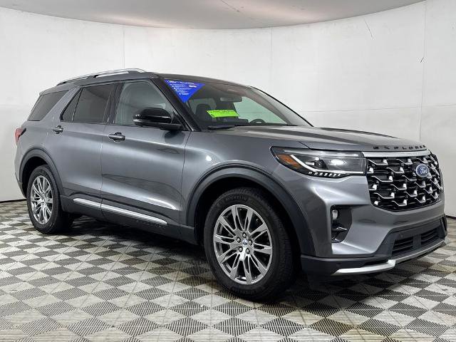 Certified 2025 Ford Explorer Platinum image 1