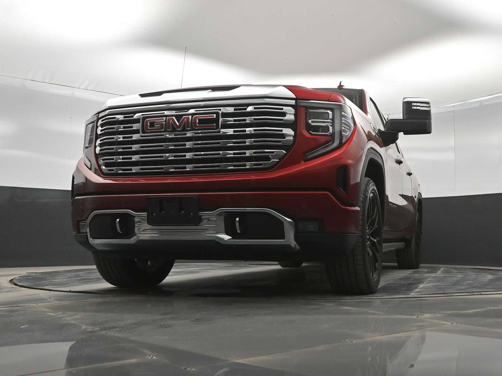 Used 2024 GMC Sierra 1500 Denali w/ Denali Reserve Package image 33