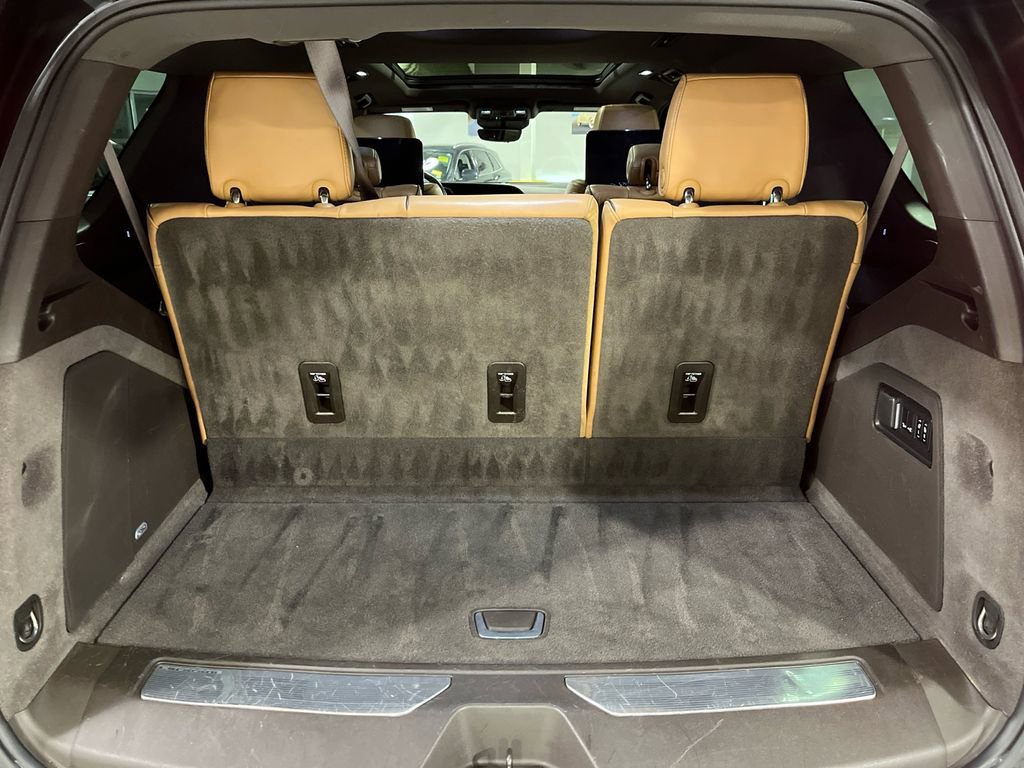 Used 2021 Cadillac Escalade Sport w/ Driver Assist Tech Package AWD/4WD image 27