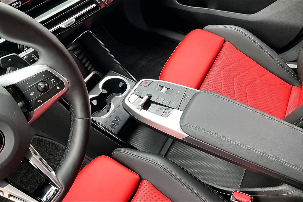 Used 2025 BMW X1 xDrive28i image 17