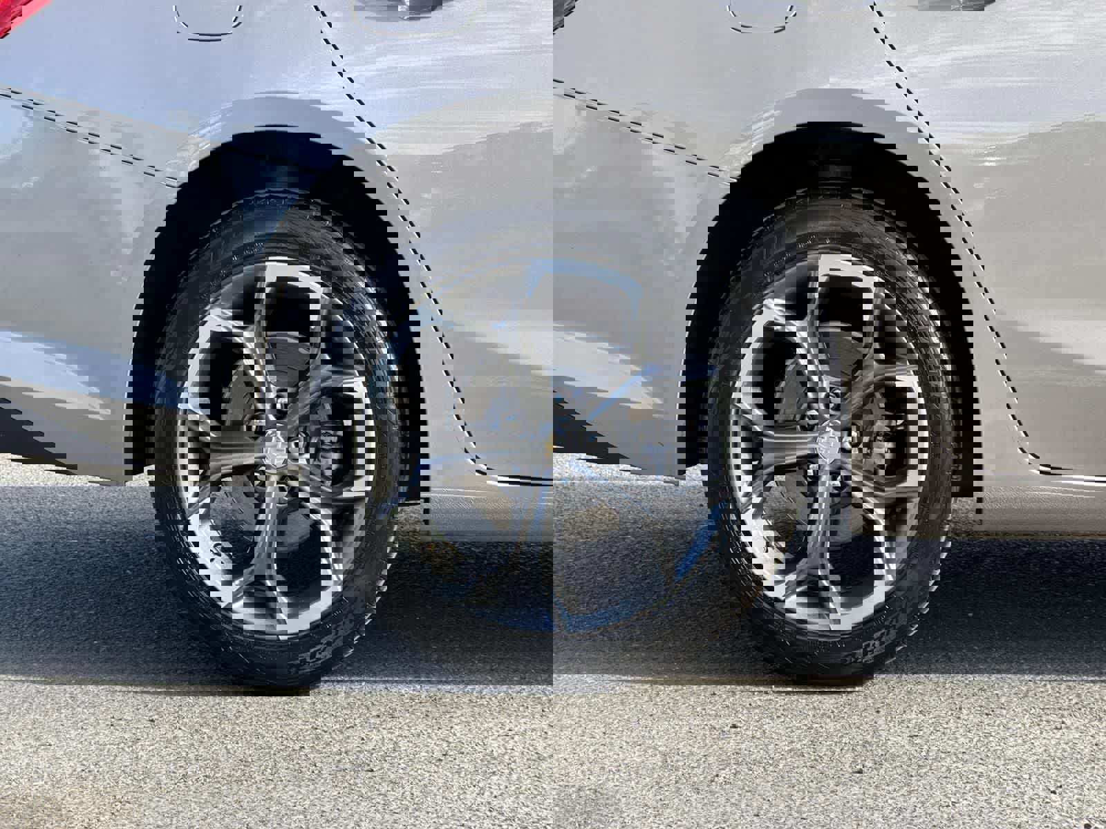 Used 2023 Chevrolet Malibu LT image 39