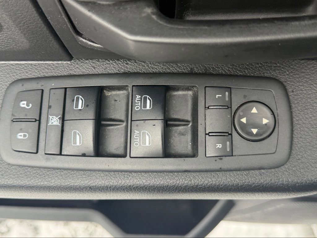 Used 2017 RAM 1500 Express w/ Express Value Package image 17