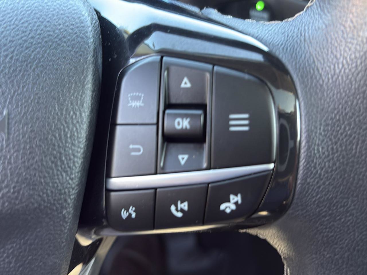 Used 2021 Ford Escape Titanium w/ Titanium Elite Package AWD/4WD image 15