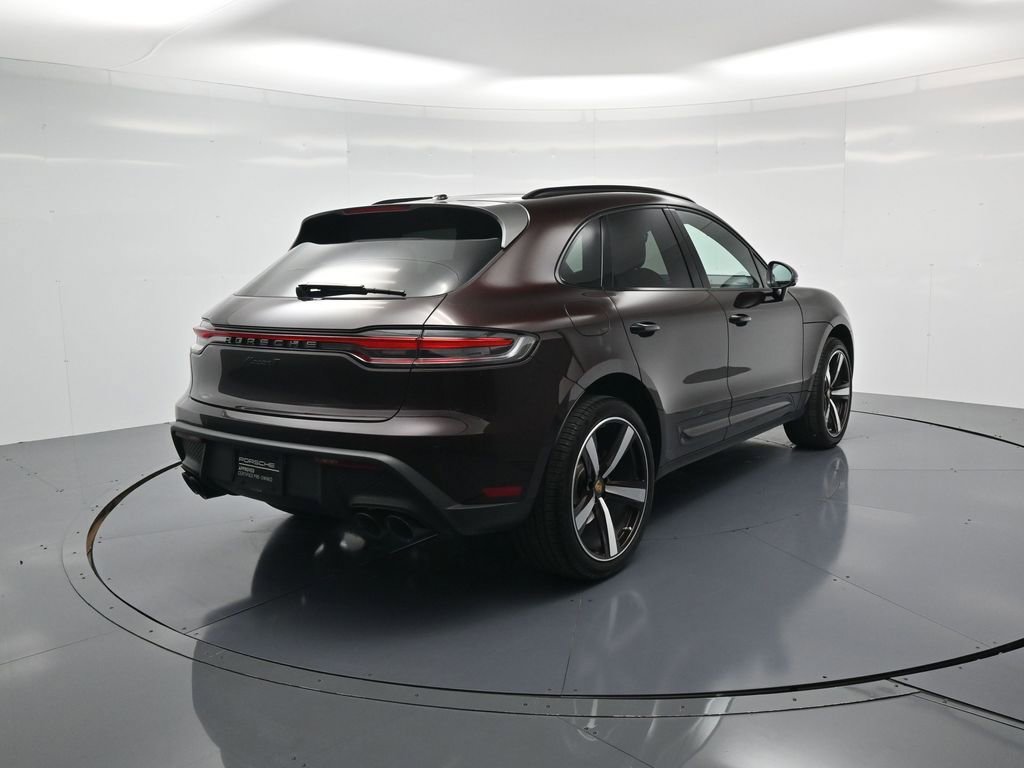 Certified 2023 Porsche Macan Turbo image 30