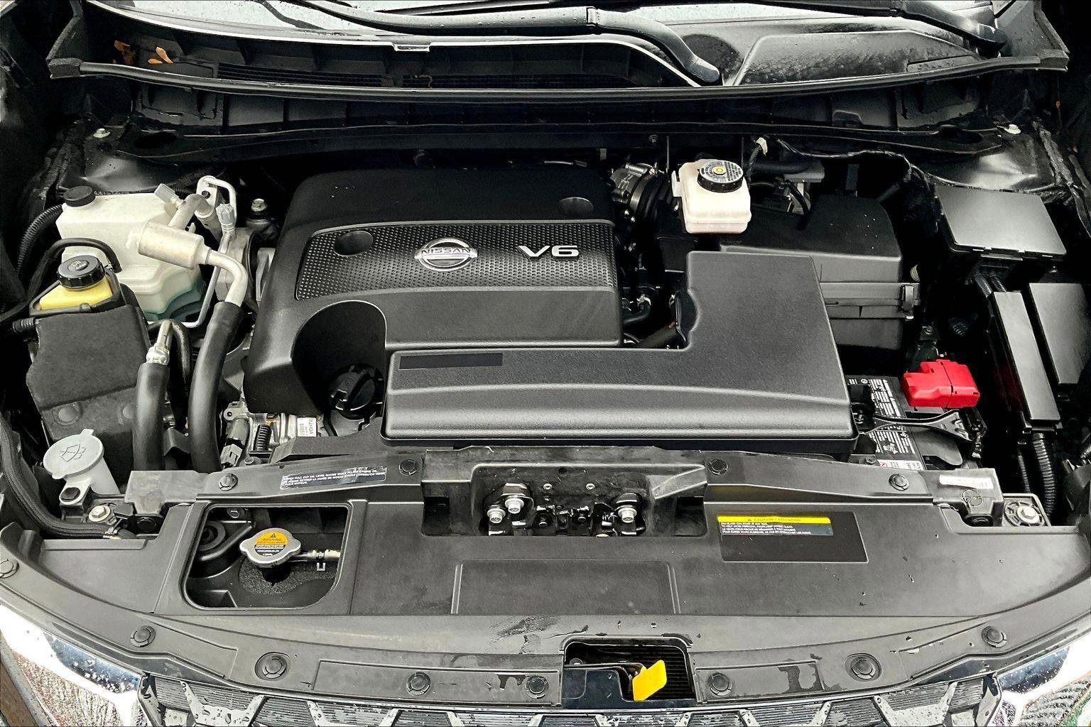 Used 2024 Nissan Murano Platinum w/ Cargo Package image 10