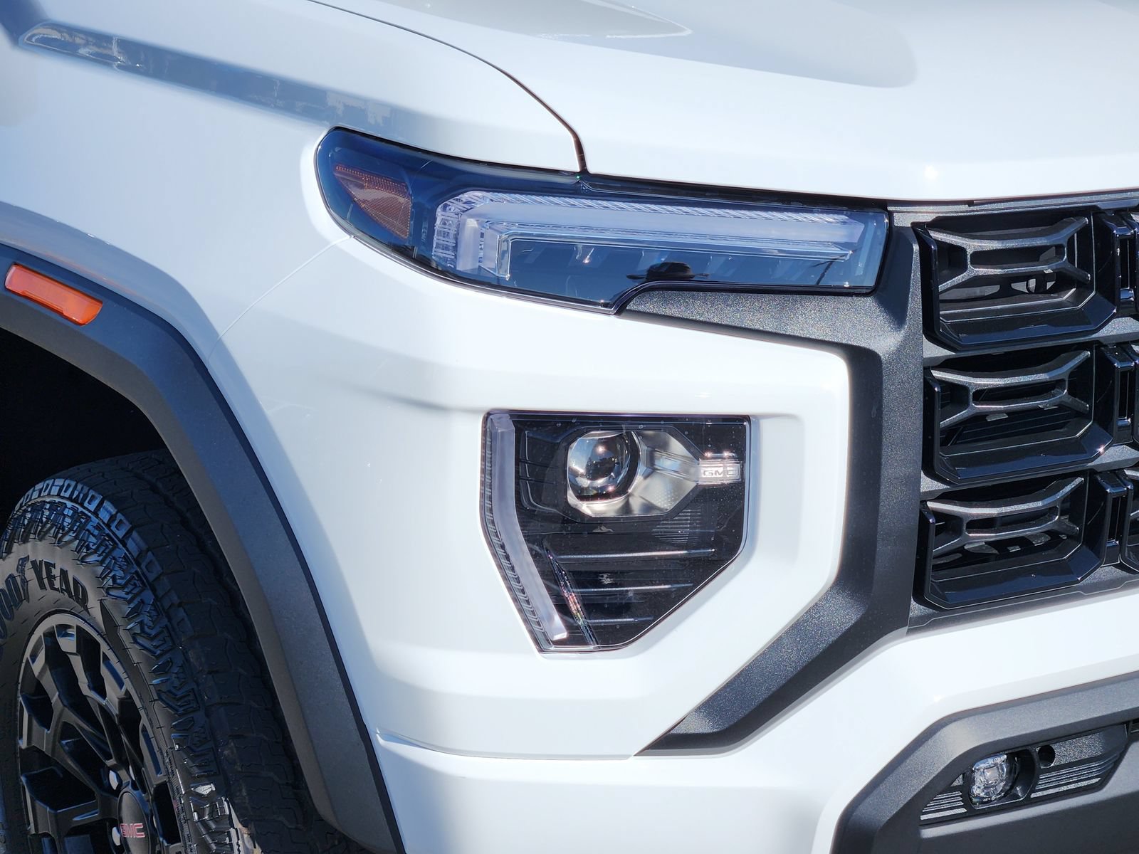 New 2026 GMC Canyon Elevation w/ Convenience Package RWD image 10