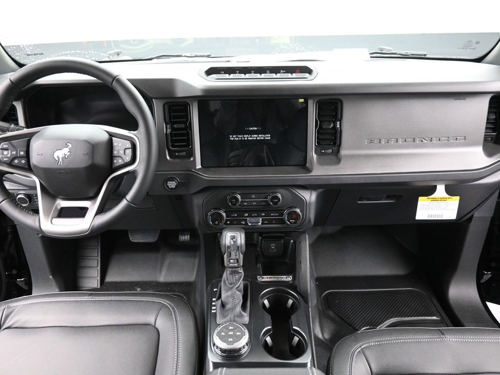 New 2025 Ford Bronco Badlands image 14