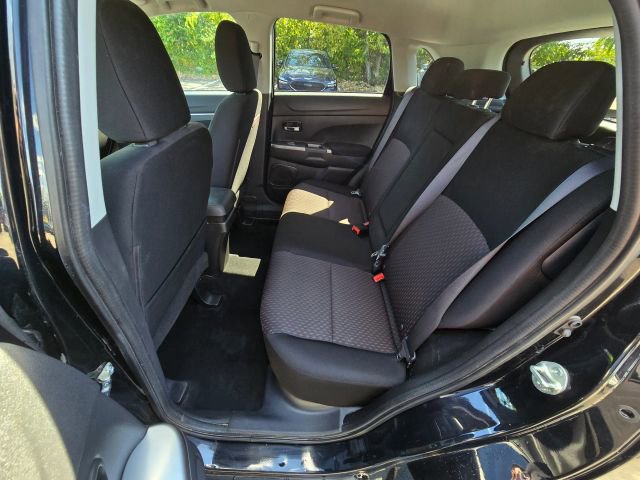 Used 2018 Mitsubishi Outlander Sport ES image 11