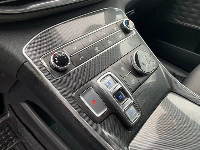 Used 2021 Hyundai Santa Fe SE image 25