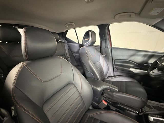 Used 2020 Nissan Kicks SR w/ SR Premium Package FWD image 29