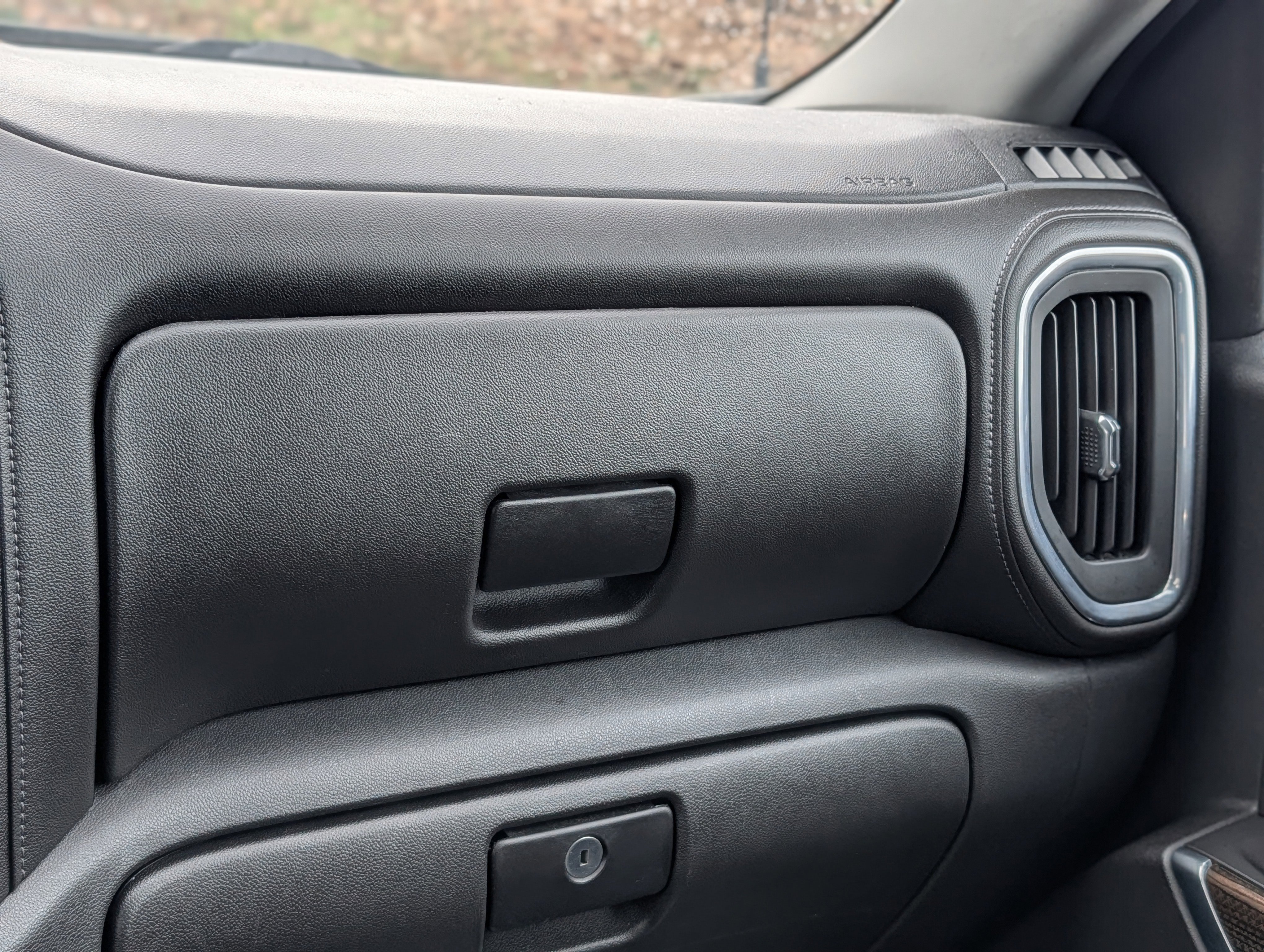 Used 2019 Chevrolet Silverado 1500 LT w/ All-Star Edition image 16