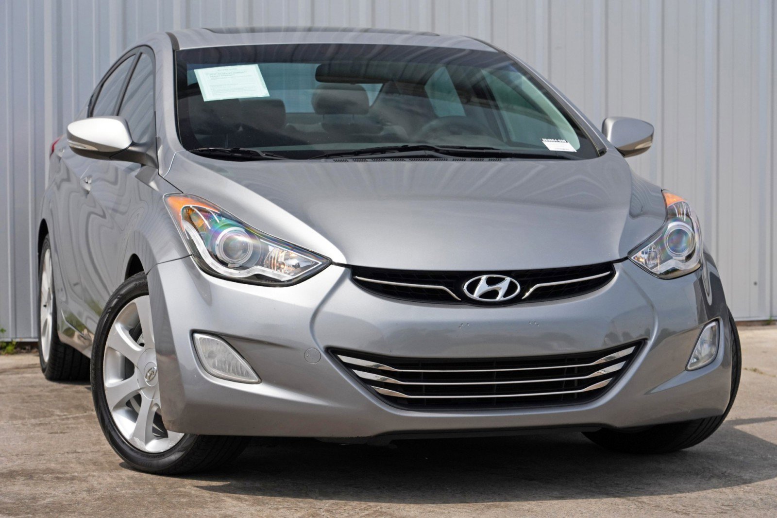 Used 2012 Hyundai Elantra Limited w/ Technology Pkg 5 FWD image 2