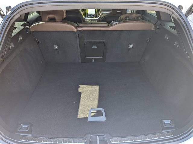 Certified 2023 Volvo V60 B5 Cross Country Plus w/ Climate Package AWD/4WD image 30