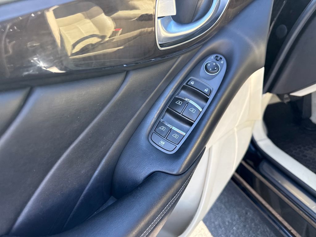 Used 2018 INFINITI Q50 Luxe image 12