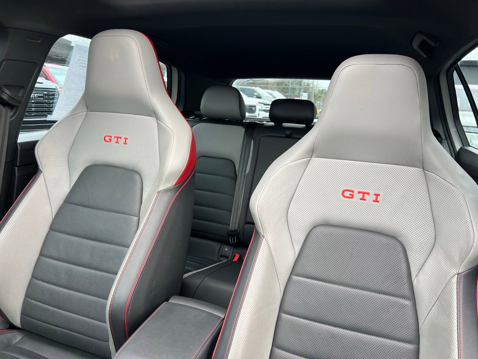 Used 2023 Volkswagen GTI Autobahn FWD image 27