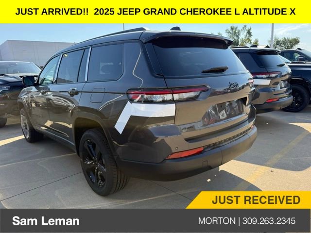 New 2025 Jeep Grand Cherokee L Altitude image 12