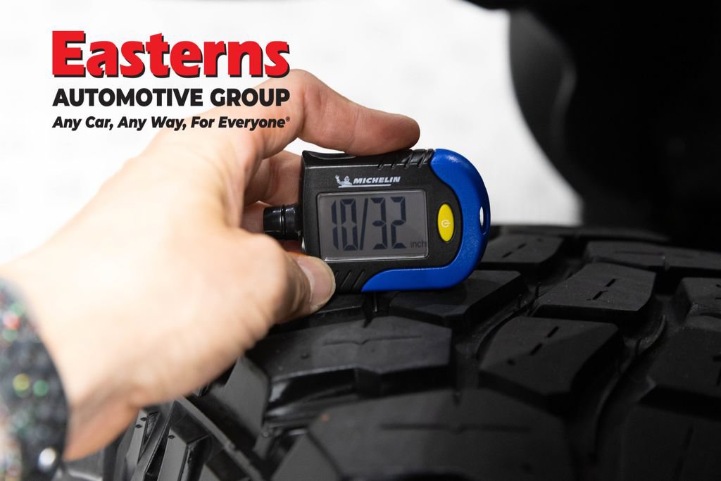 Used 2023 Jeep Wrangler Unlimited w/ Cold Weather Group AWD/4WD image 27