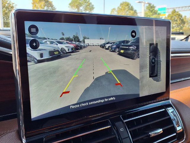 Certified 2023 Lincoln Navigator Reserve RWD image 12