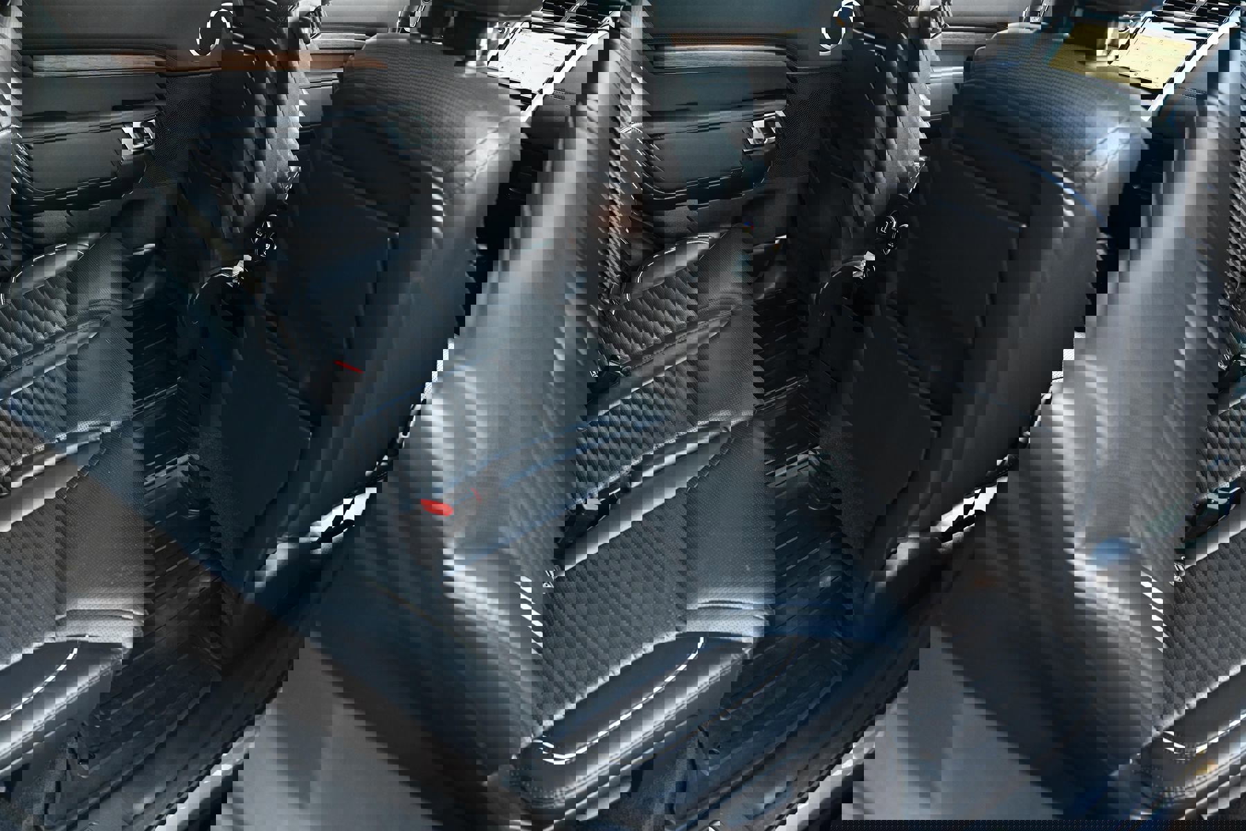 Used 2020 Land Rover Discovery HSE AWD/4WD image 14