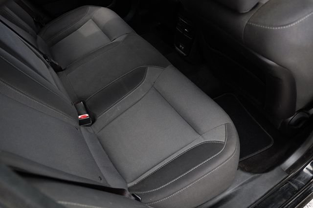Used 2018 Dodge Charger R/T w/ Beats Audio Group RWD image 15