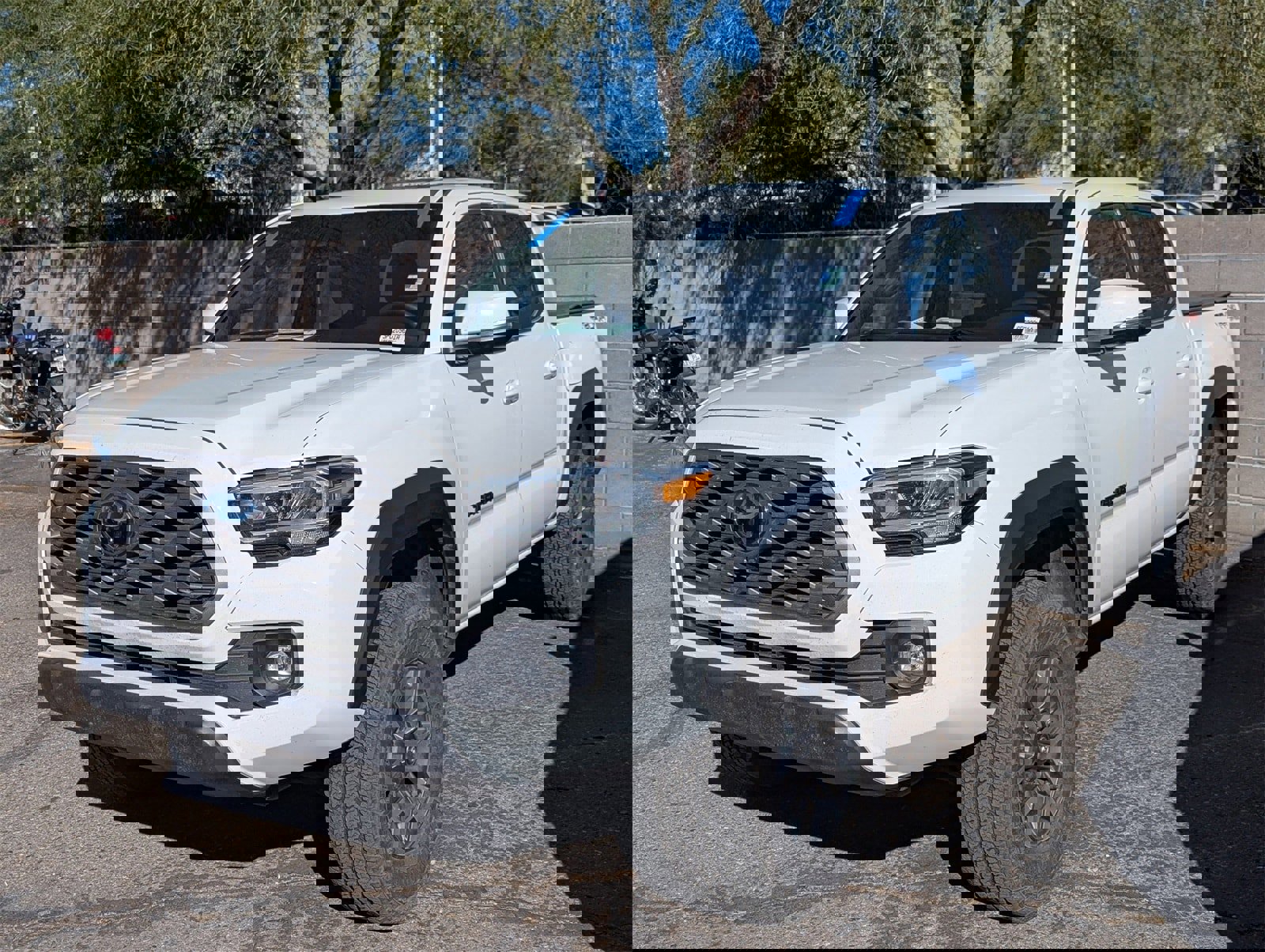 Used 2023 Toyota Tacoma TRD Off-Road image 5